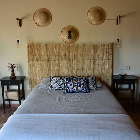 The African House Bed & Breakfast Tolox Bagian luar foto