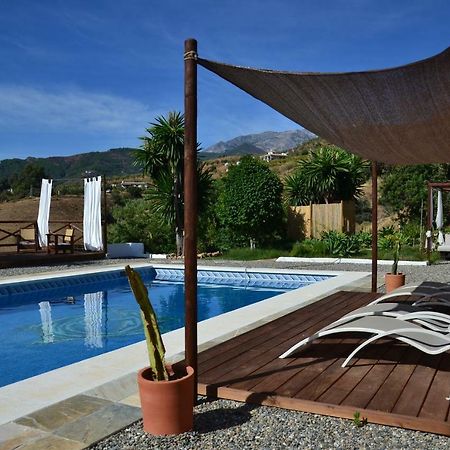 The African House Bed & Breakfast Tolox Bagian luar foto