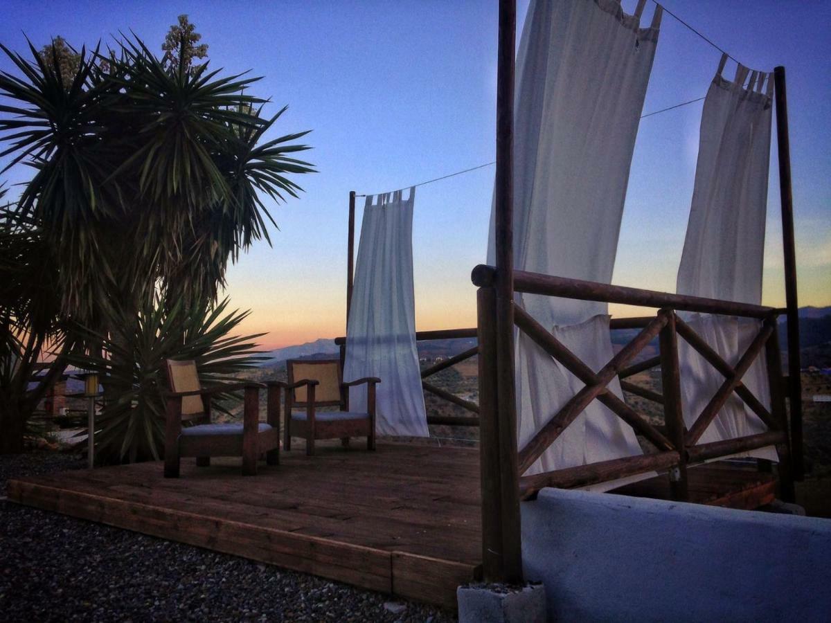 The African House Bed & Breakfast Tolox Bagian luar foto