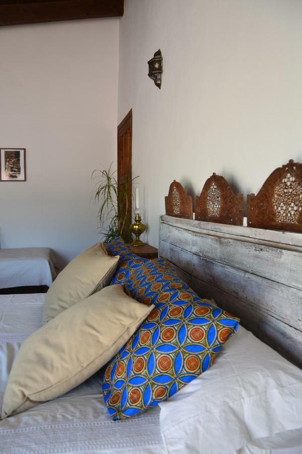 The African House Bed & Breakfast Tolox Bagian luar foto