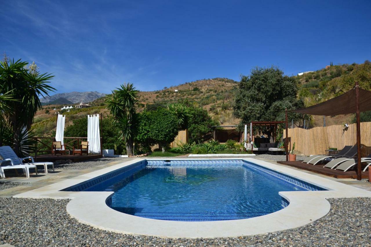 The African House Bed & Breakfast Tolox Bagian luar foto